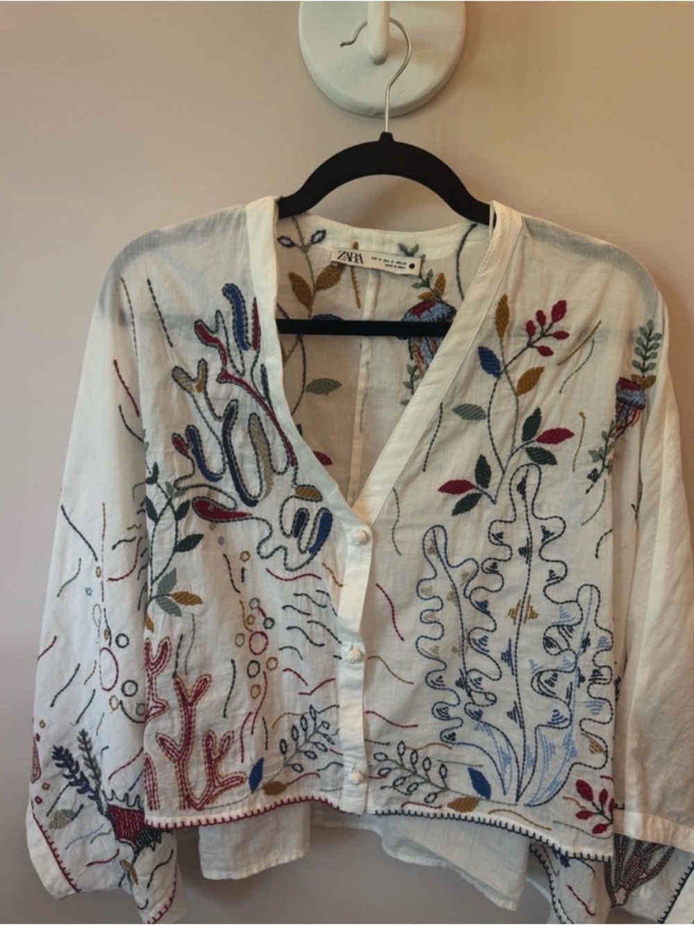 Zara 2-piece Linen Maxi Skirt and Shirt with Multicolor Embroidered Hem - Picture 5 of 6